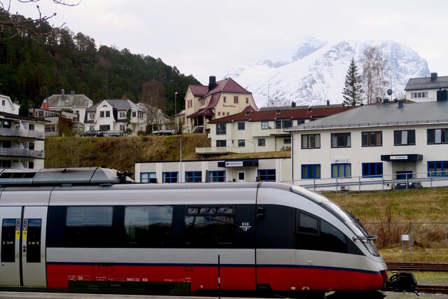 Åndalsnes Station