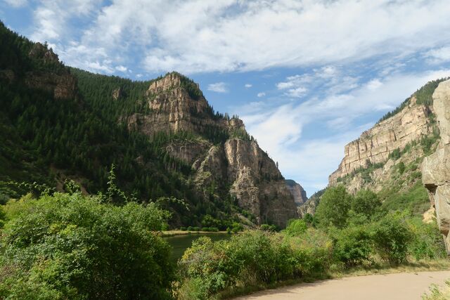 Hanging Lake Hike