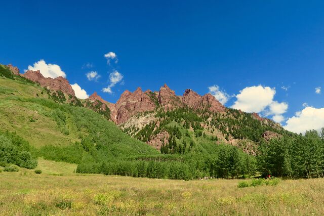 Maroon Lake Scenic Loop Trail