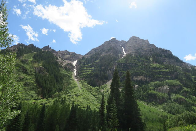 Maroon Lake Scenic Loop Trail