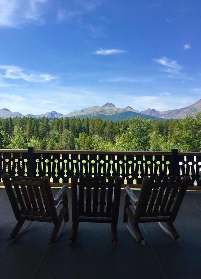 Glacier Park Lodge