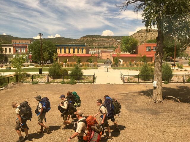 Boy scouts in Raton