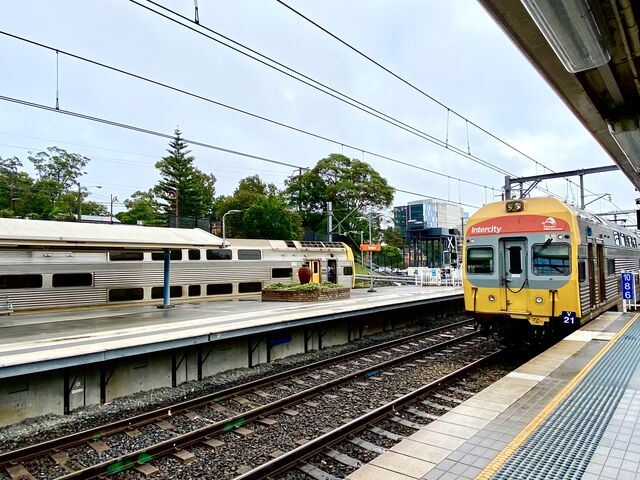 The train pulling into Gosford Station