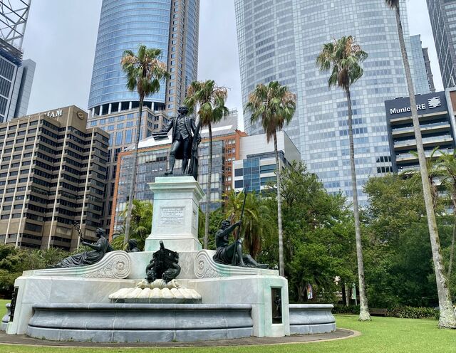 Statue of Captain Arthur Phillip