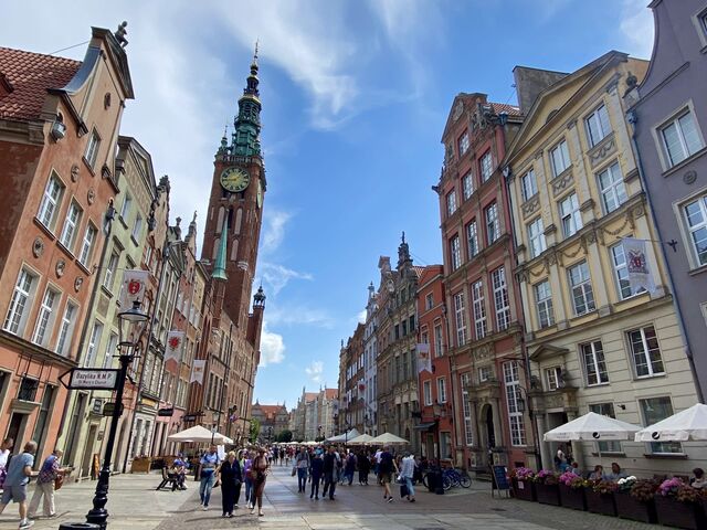 Długi Targ and the Town Hall