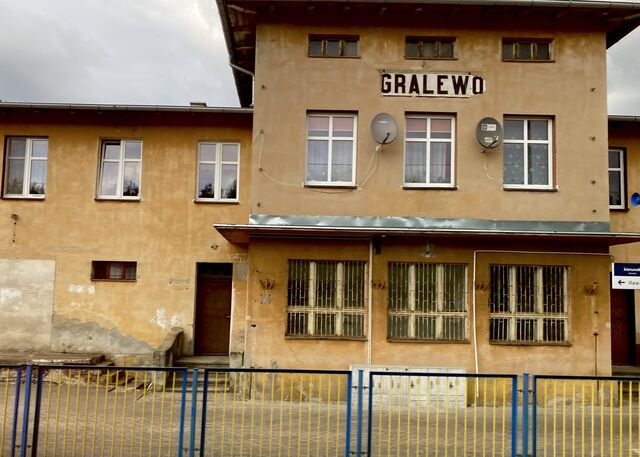 Gralewo Station