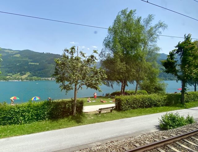 The Transalpin pulling into Zell am See