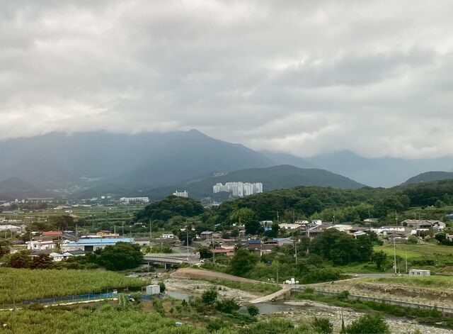 Views from the Daegu–Busan train