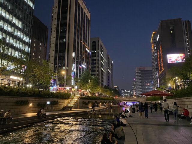 Cheonggyecheon Stream