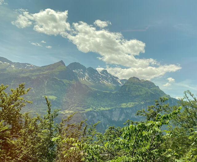 Approaching Meiringen