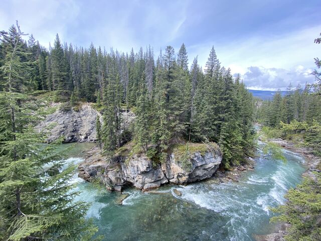 Maligne Canyon