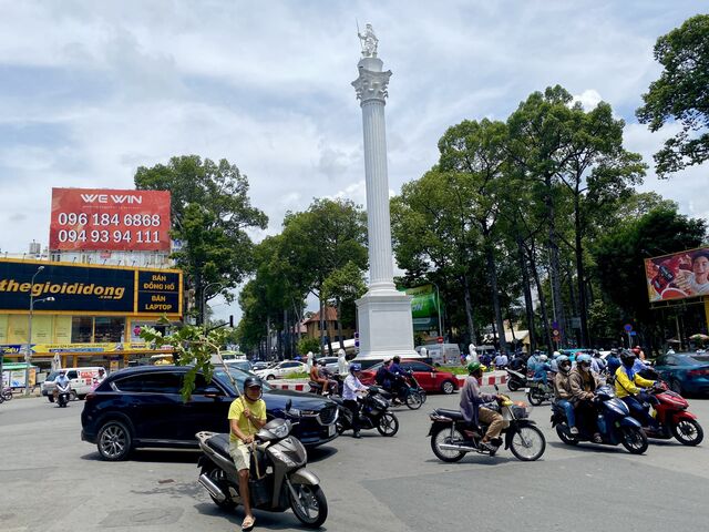 Chaotic traffic in Ho Chi Minh City