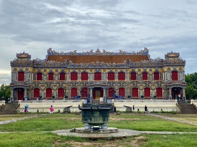 Kiến Trung Palace