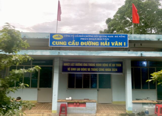 Office of the Quang Nam Đà Nẵng Railway Joint Stock Company (construction and support services for railway transport)