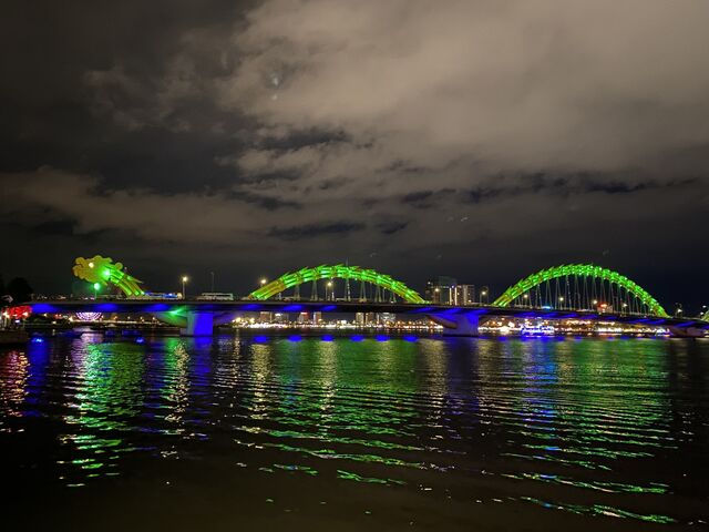 Dragon Bridge, Đà Nẵng