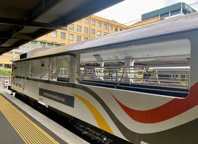 The Northern Explorer at Wellington Railway Station