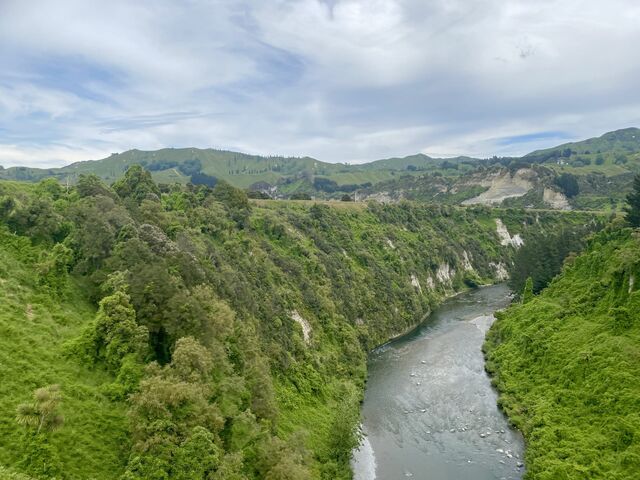 Crossing the Rangitīkei River once again