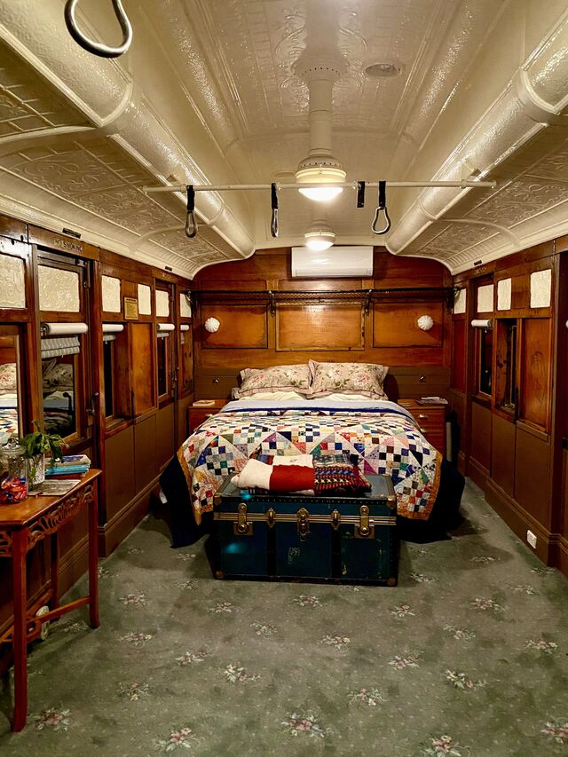 Train Carriage Airbnb in Buninyong 