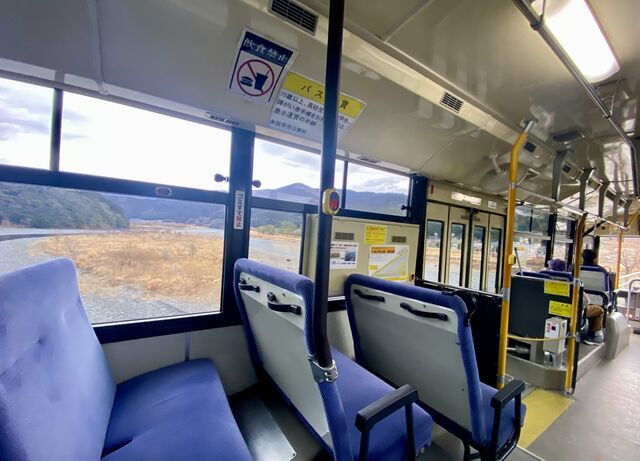 Views from the bus between Ieyama Station and Senzu Station