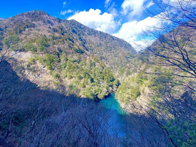 Sumatakyo Gorge and the Yume no Tsuribashi Suspension Bridge