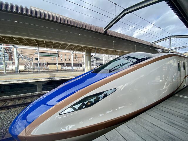 Hokuriku Shinkansen