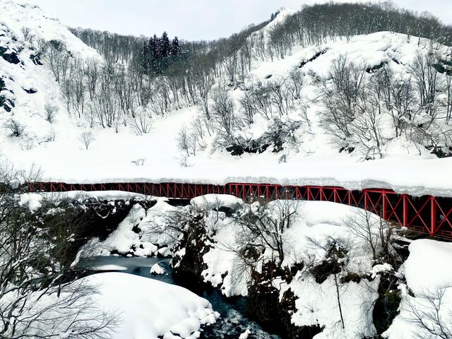 Views from the Tadami Line