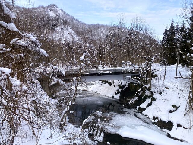 Views from the Tadami Line