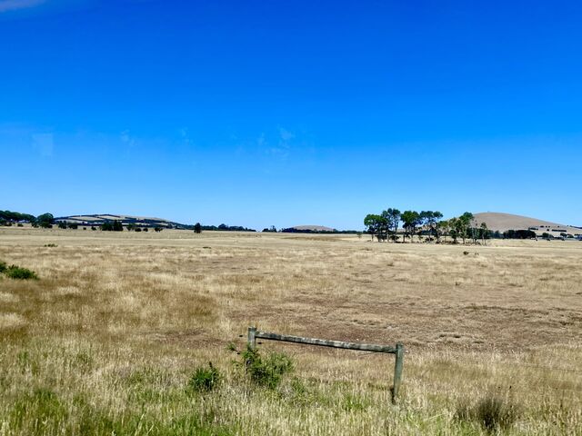 Views from the train to Maryborough