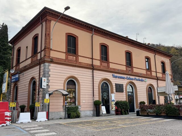 Varenna-Esino-Perledo Station