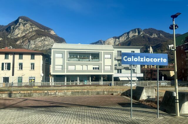 Calolziocorte Station