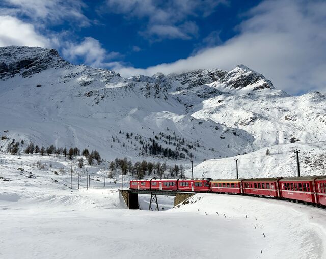 Approaching Bernina Lagalb Station