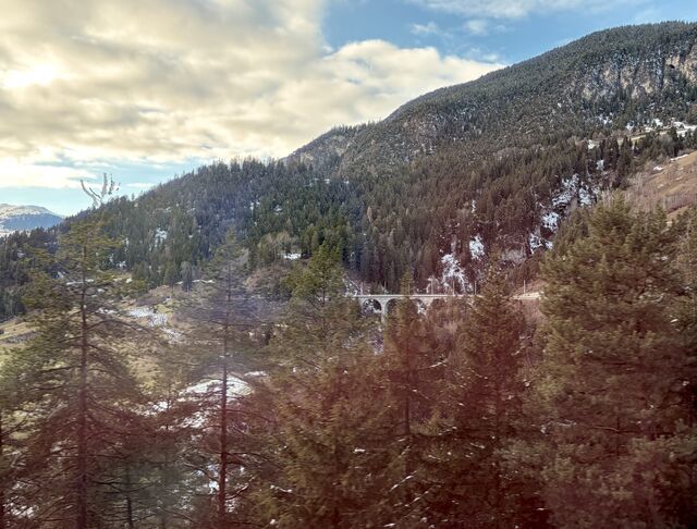 Approaching the Landwasser Viaduct