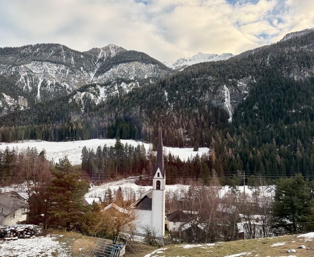 Son Sieri Church, Surava