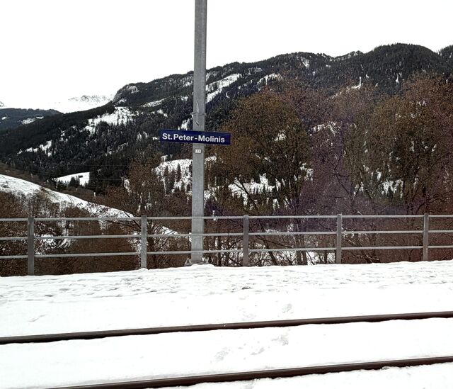 St. Peter-Molinis Station